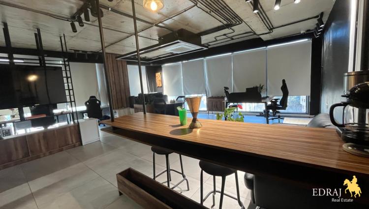 WhatsApp Image 2025-01-19 at 09.45.50.jpeg