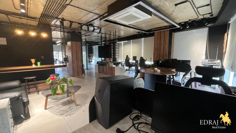 WhatsApp Image 2025-01-19 at 09.45.53.jpeg